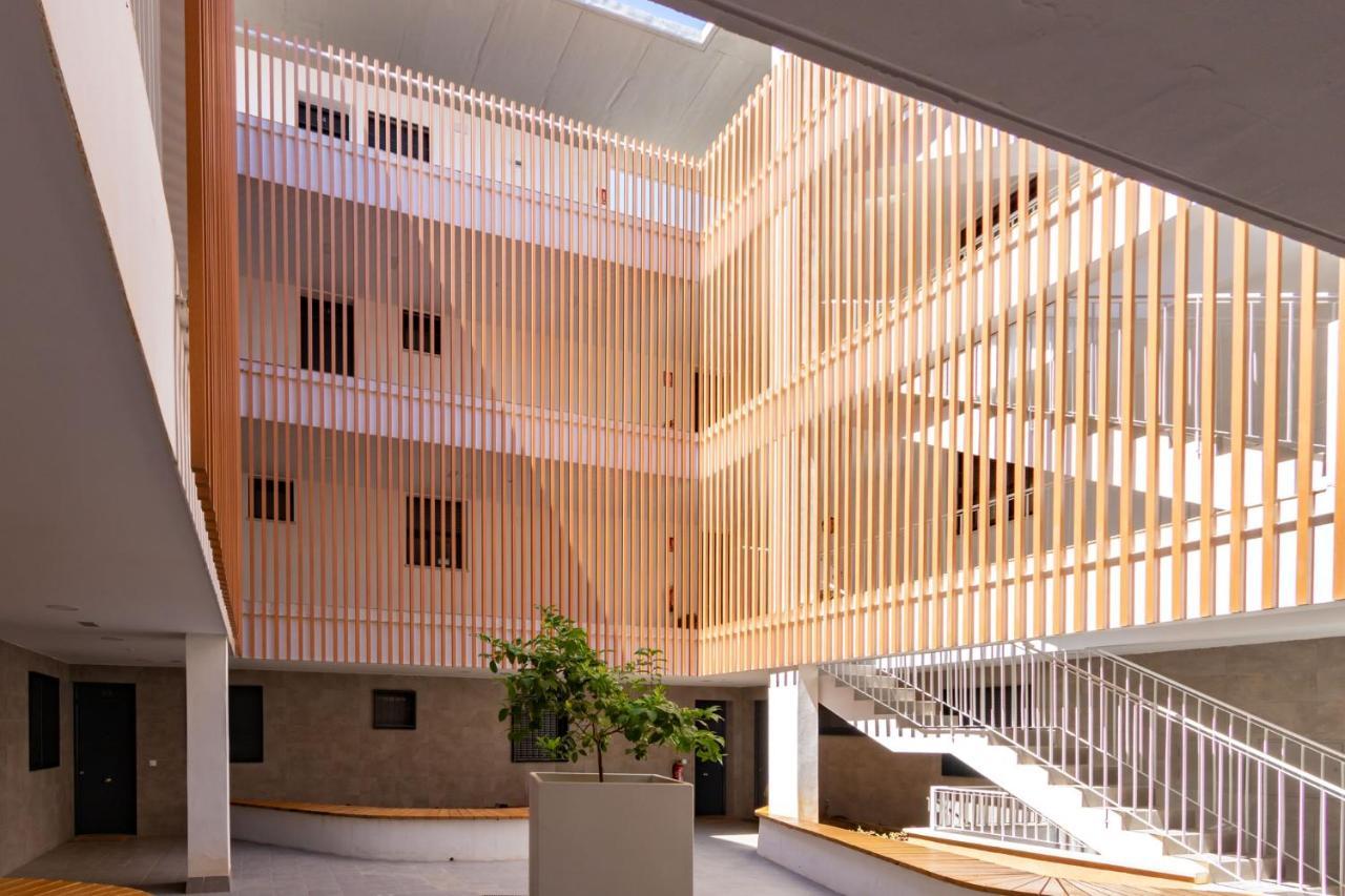 Apartament San Hermenegildo Walls By Valcambre *